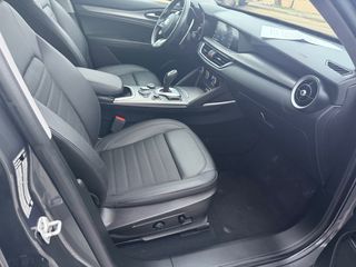 Alfa Romeo Stelvio 2022