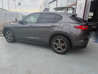 Alfa Romeo Stelvio 2022