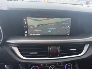 Alfa Romeo Stelvio 2022