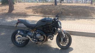Ducati Monster 821 Negra