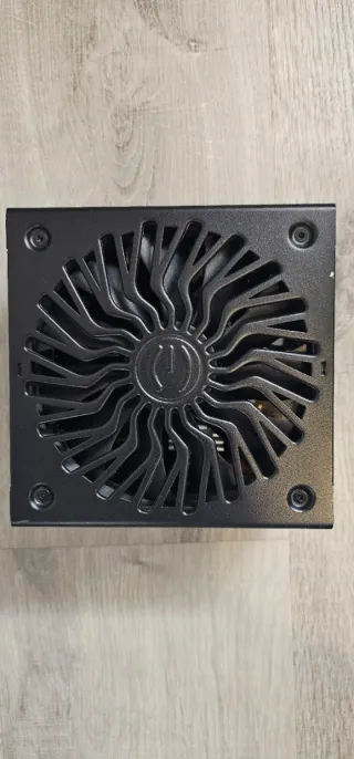 Fuente Alimentación EVGA 650W 80 PLUS Gold
