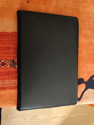Tablet Sony Xperia Negra y Gris,con funda .