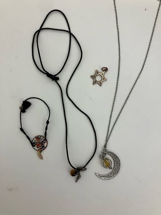 Collar esotérico con colgantes