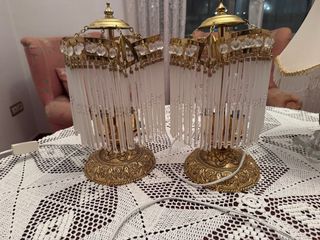 Lámparas de mesilla doradas con cristales