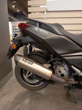 Yamaha XMAX 300 Negra/Gris