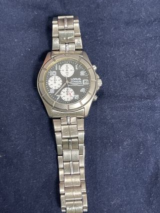 Lorus Titanium Cronógrafo Reloj