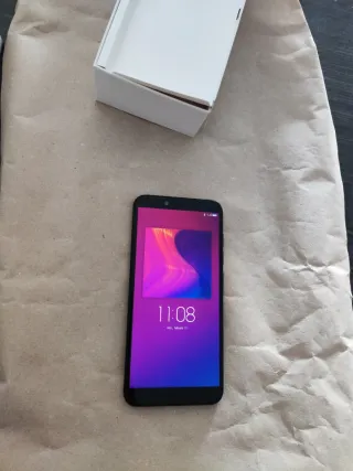 Lenovo K5 Play - Buen estado