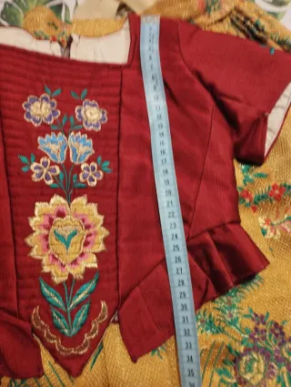 Falda y corpiño alicantina indumentaria fallera