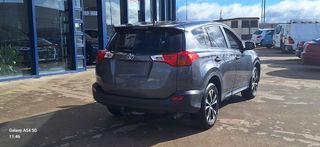 Toyota RAV4 2015