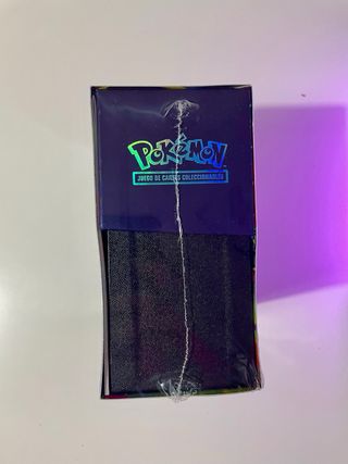 Caja Entrenador Élite Pokémon Fuegos Fantasmales