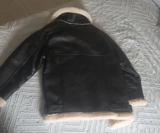 Chaqueta Pull&Bear efecto piel forrada