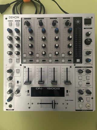 Mesa de mezclas Denon DN-X1500