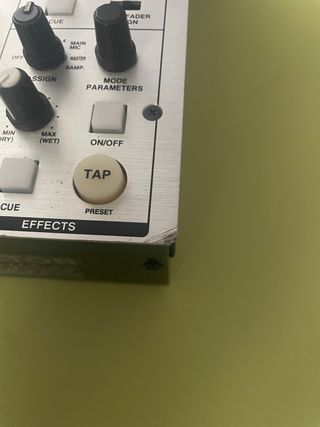 Mesa de mezclas Denon DN-X1500