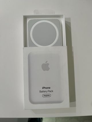 Apple MagSafe Battery Pack