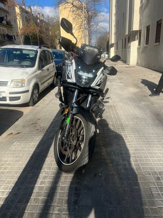 Honda CB500X Blanca año 2019. carnet A2