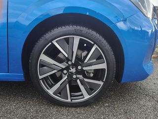 PEUGEOT 208 1.2PURETECH ALLURE 101cv