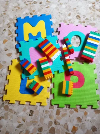 Tappetino morbido con costruzioni