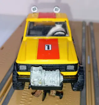 Nissan 4x4 Nikon -Scalextric STS 4X4-