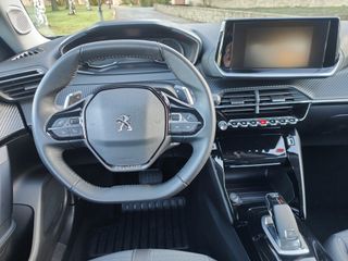 PEUGEOT 2008 II 1.2 PURETECH ALLURE AUTO 130
