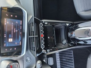 PEUGEOT 2008 II 1.2 PURETECH ALLURE AUTO 130