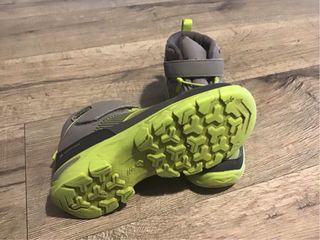 Botas montaña Quechua T32