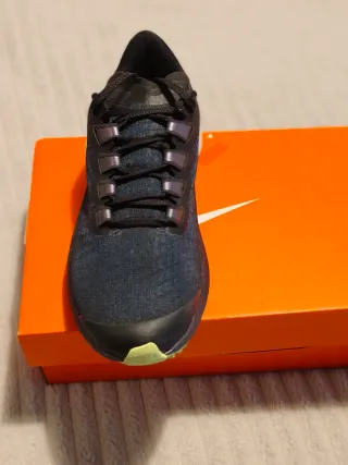 Nike Air Zoom Pegasus 37 Negro/Verde