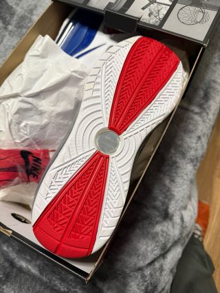 Nike LeBron VII QS Talla 43 Nuevas