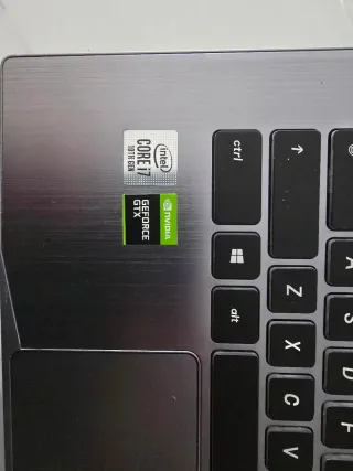 PC MSI Modello 17F3 Argento