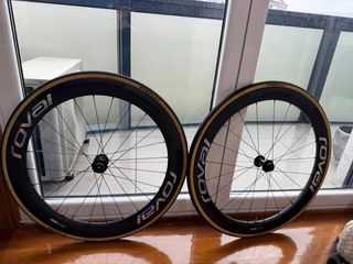 Ruedas Roval Rapide CL , 51 delantera 61 trasera.