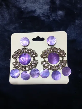 Pendientes vintage morados