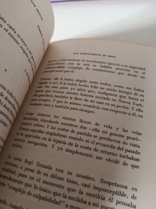 Libro Que eternamente se mece Luis Benito Cardenal