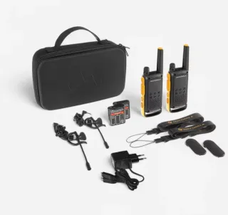 Motorola T82 Extreme Walkie-Talkies