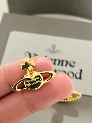 Pendientes Vivienne Westwood Orb Dorados