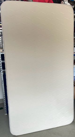 Base tapizada 105x190 con 6 patas