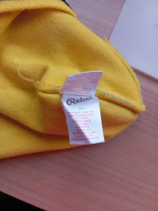 Gorro infantil Minions gris y amarillo