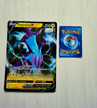 Carta Pokémon Toxtricity V Gigante