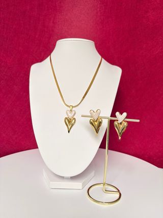 Conjunto Collar y Pendientes Corazón Baño Oro