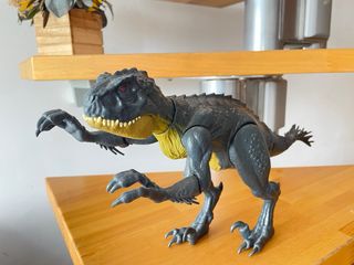 Juguete dinosaurio scorpius rex