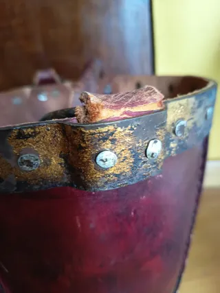 Antiguo cubo de fuego inglés