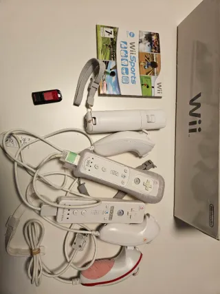 Consola Nintendo Wii + Wii Sports