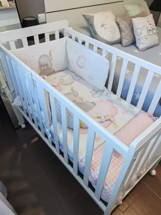 Cuna MiCuna blanca con estrellas