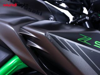 KAWASAKI Z 900