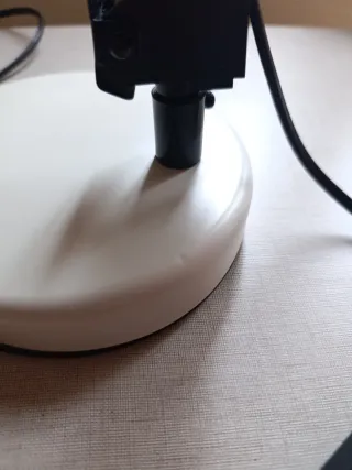 Lámpara Flexo Escritorio IKEA de segunda mano