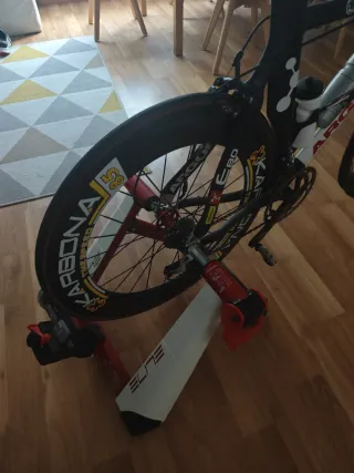 Bicicleta de carbono Argon 18 E80 contrarreloj