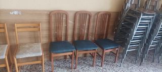 Mesa de madera con 6 sillas