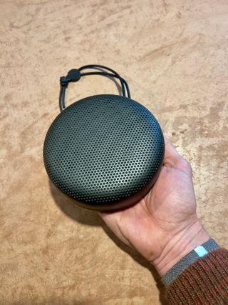 Altavoz Bang & Olufsen Beoplay A1 Negro