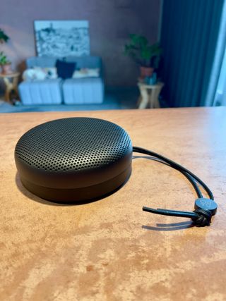 Altavoz Bang & Olufsen Beoplay A1 Negro