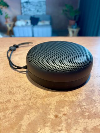 Altavoz Bang & Olufsen Beoplay A1 Negro
