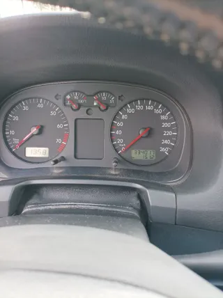 Volkswagen Golf 2002