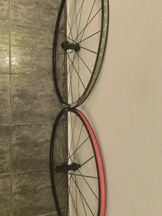 Juego Ruedas DT Swiss P1800/P1850